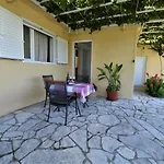 בית הארחה Kanjuo 3*